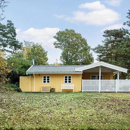 1430 Aakirkeby - Sohojvej 6 Ferienhaus