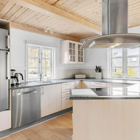 Feriehus 1430 Aakirkeby - Søhøjvej 6 *