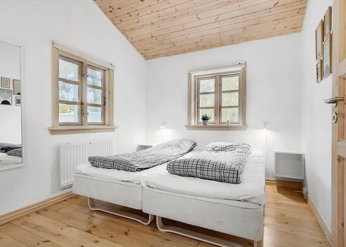 1430 Aakirkeby - Sohojvej 6 Vester Somarken